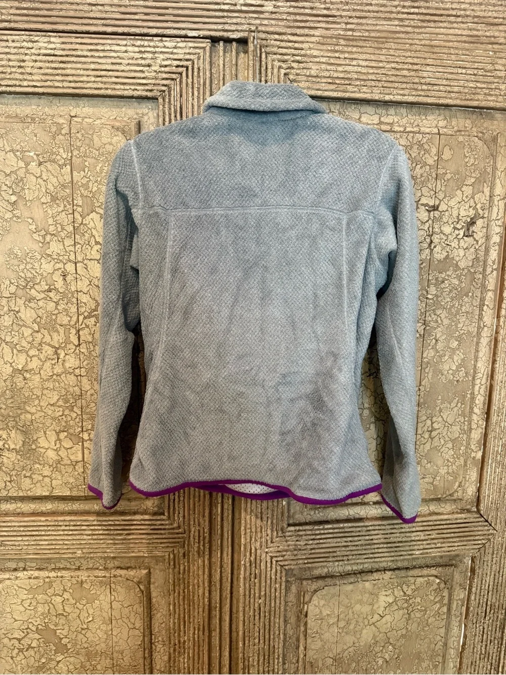 Patagonia Kids Light Gray Fleece Pullover with Purple Accents